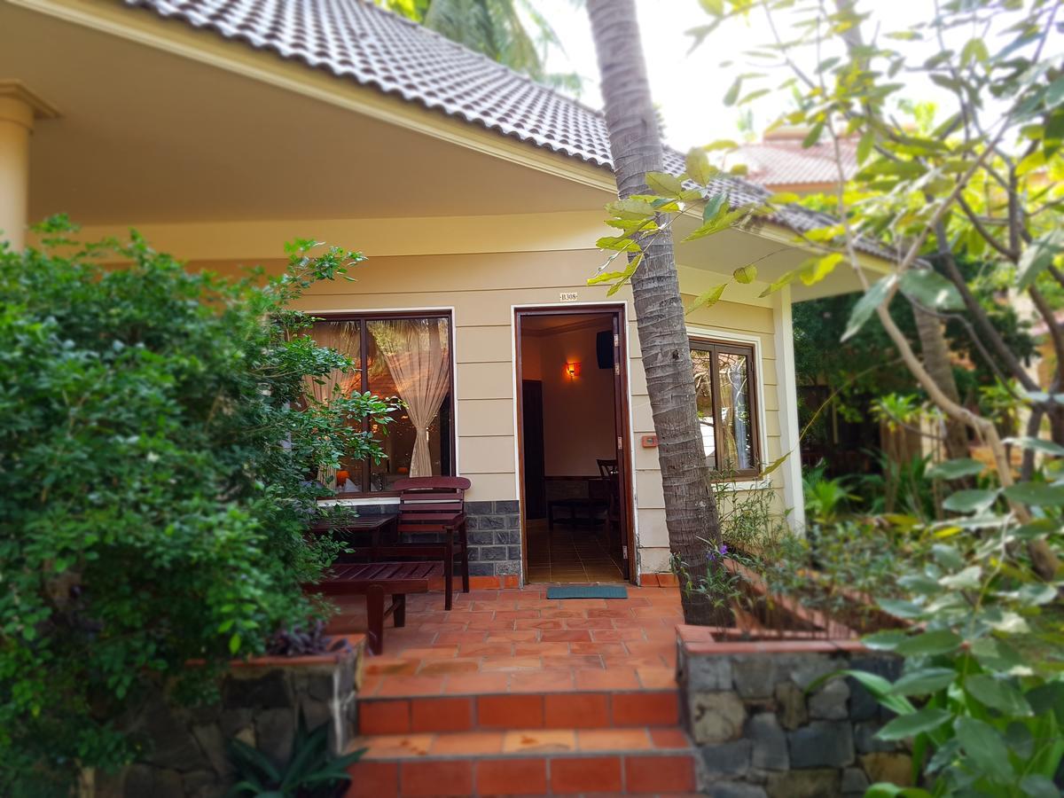 Vinh Suong Seaside Hotel And Resort Phan Thiet Exterior foto