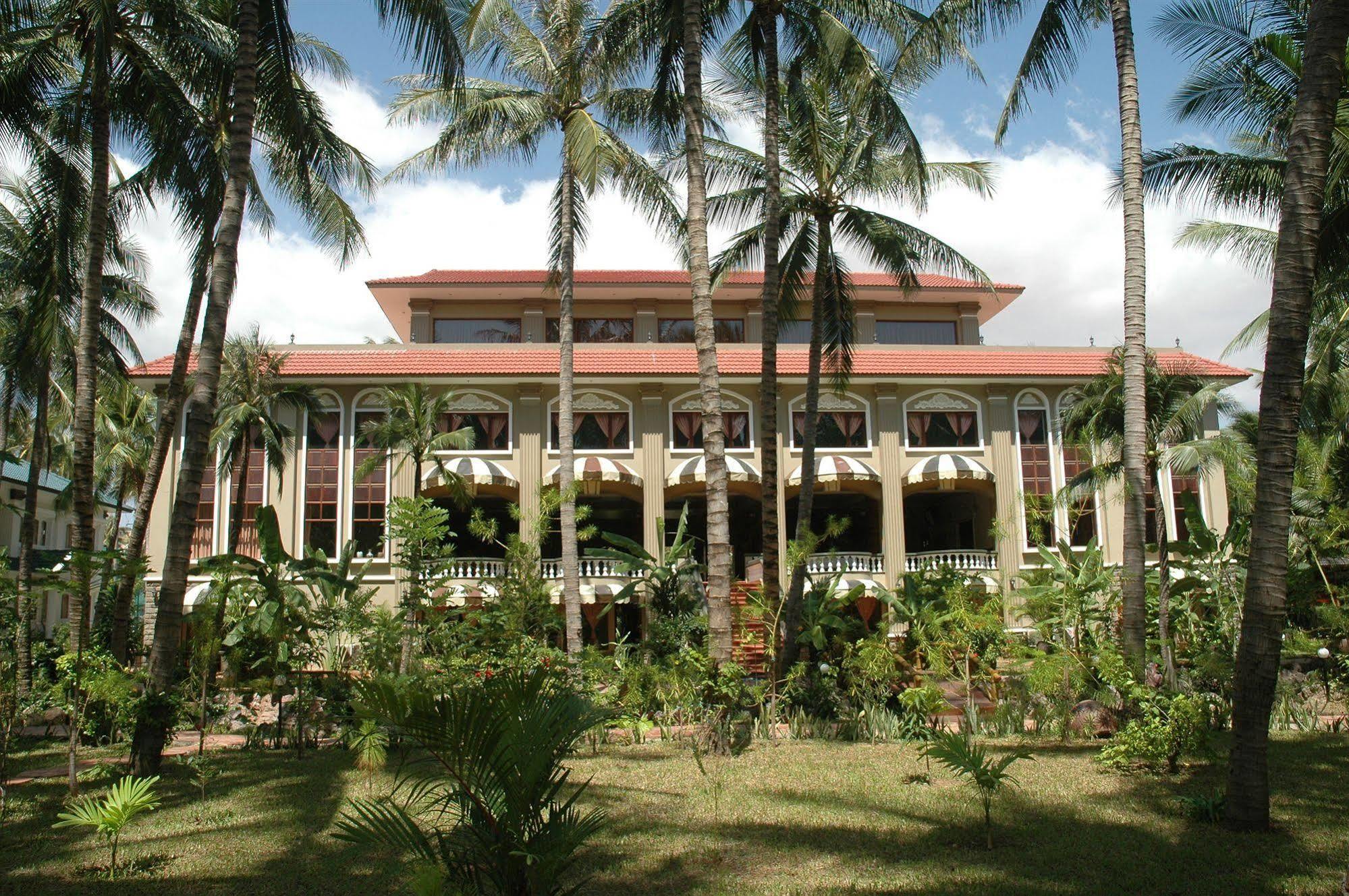 Vinh Suong Seaside Hotel And Resort Phan Thiet Exterior foto